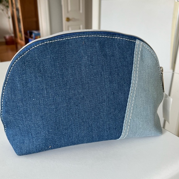 SpaceNK cosmetic bag (25cmx17xcm) - Picture 2 of 5